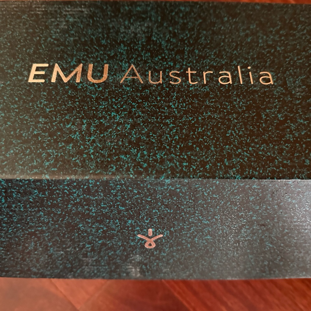 Emu Australia Pink Sheep Fur Slippers - Picture 7 of 8